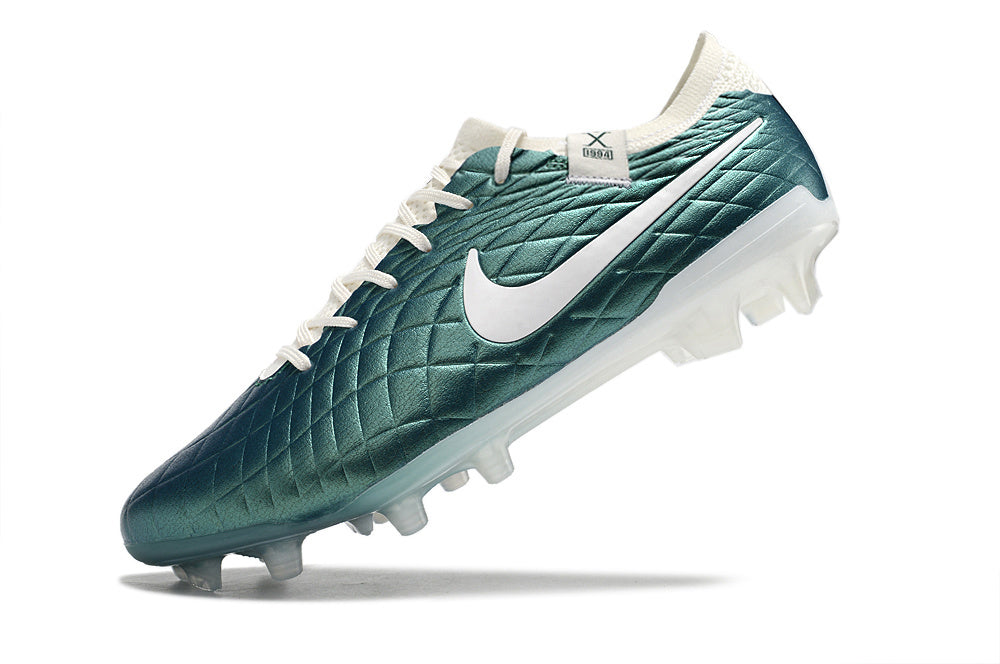 Nike Tiempo Legend 10 Elite Low-Top FG Soccer Cleats